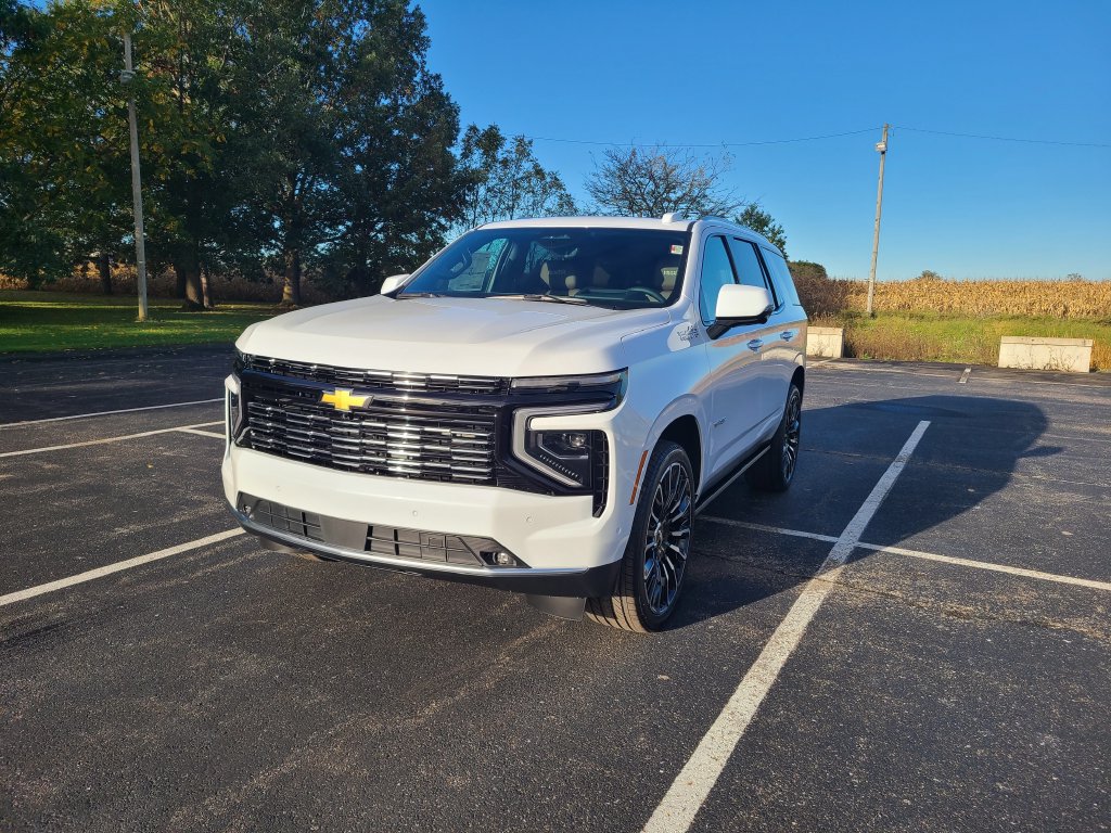 New 2027 Chevrolet Tahoe High Country AWD/4WD image 3