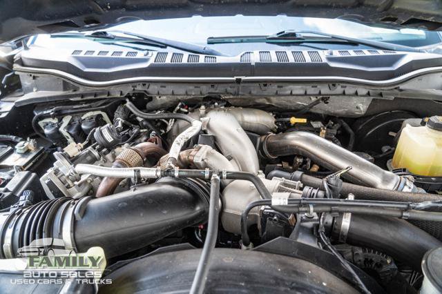 Used 2022 Ford F250 Platinum w/ FX4 Off-Road Package AWD/4WD image 16