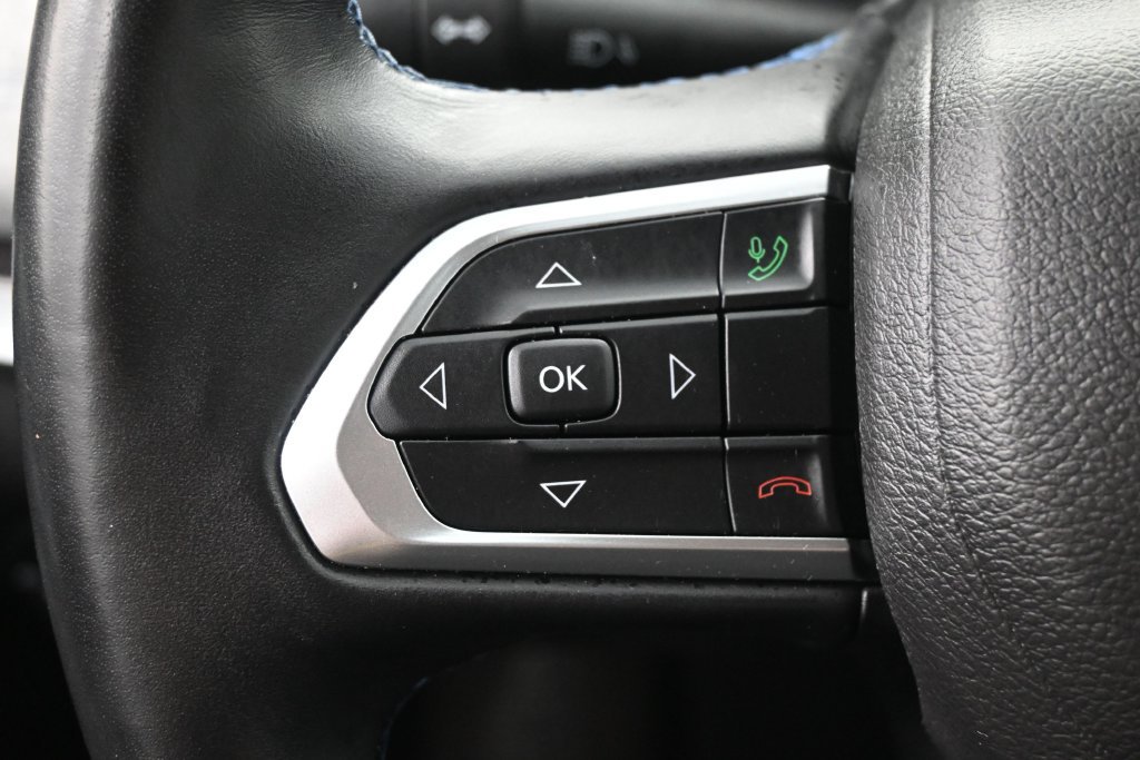 Used 2022 Jeep Compass Latitude w/ Convenience Group AWD/4WD image 25