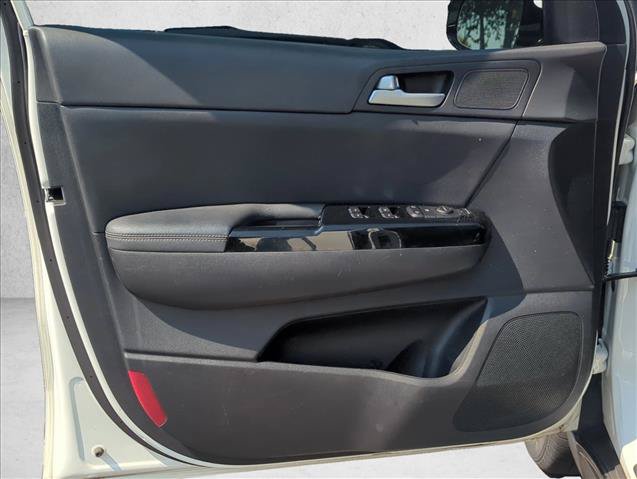 Used 2021 Kia Sportage S w/ S FWD Premium Package image 17