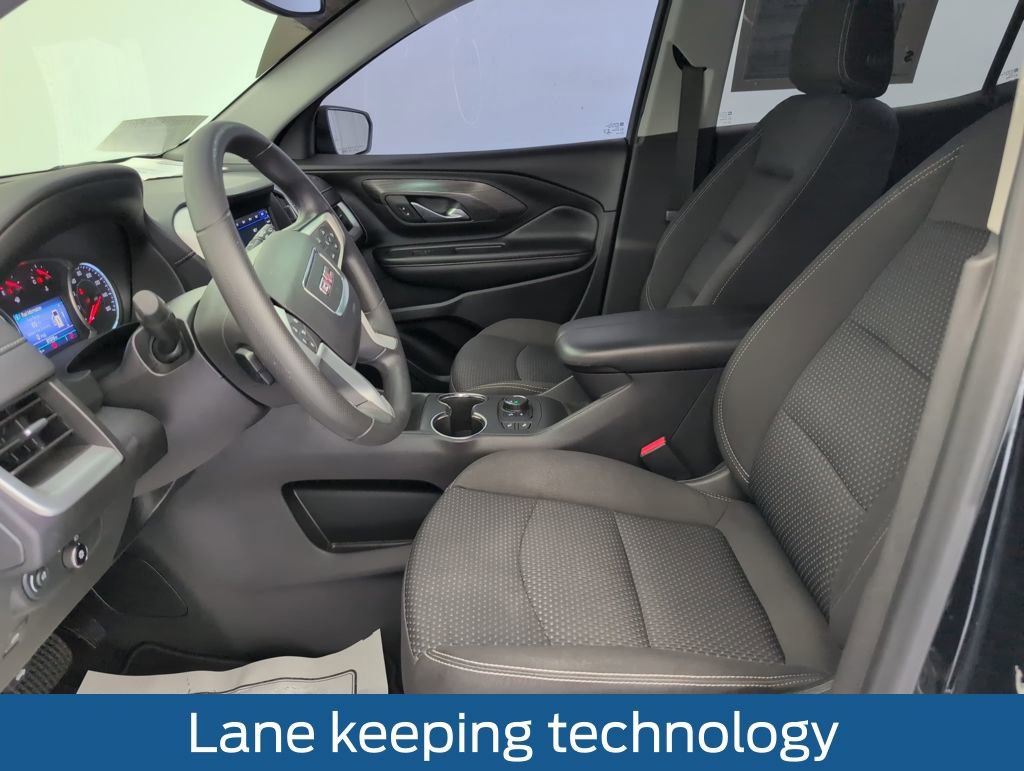 Used 2022 GMC Terrain SLE w/ Driver Convenience Package image 5