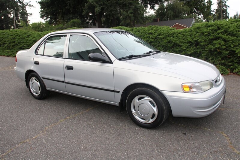 Used 1999 Toyota Corolla CE FWD image 2