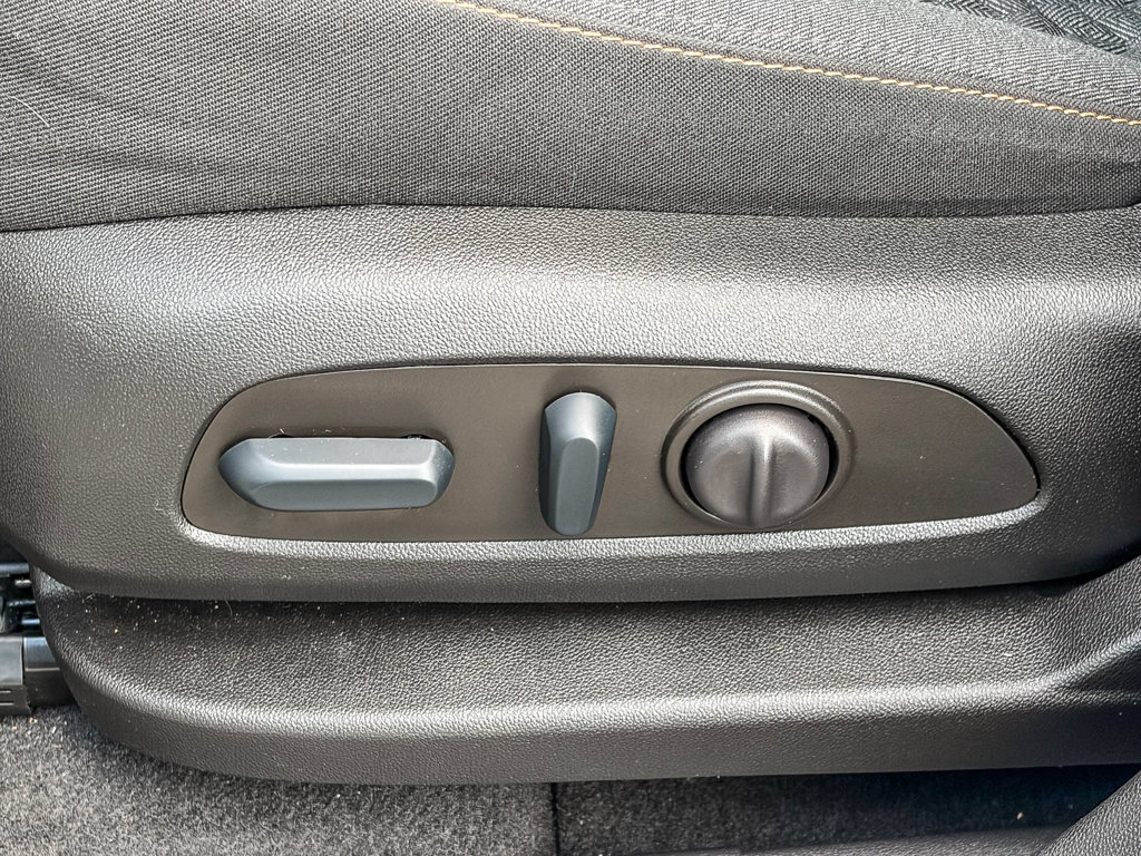 Used 2022 Chevrolet Equinox LT AWD/4WD image 43
