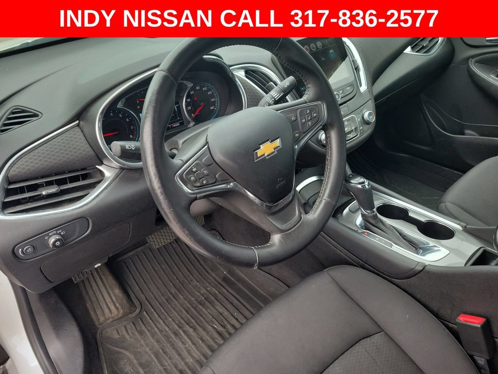Used 2016 Chevrolet Malibu LT FWD image 14