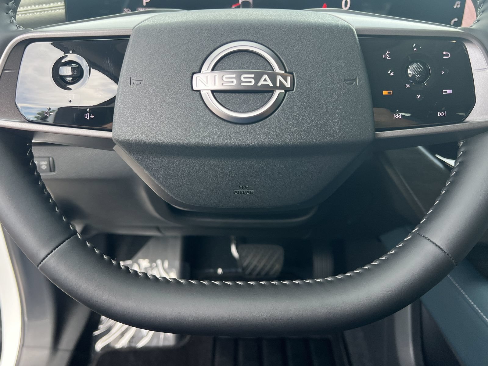 New 2026 Nissan Murano Platinum w/ Cargo Package AWD/4WD image 9