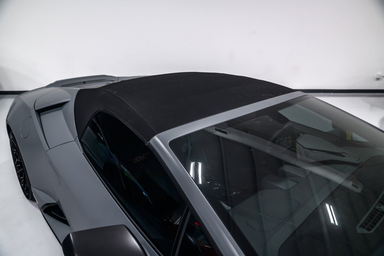 Used 2024 Lamborghini Huracan EVO AWD/4WD image 40