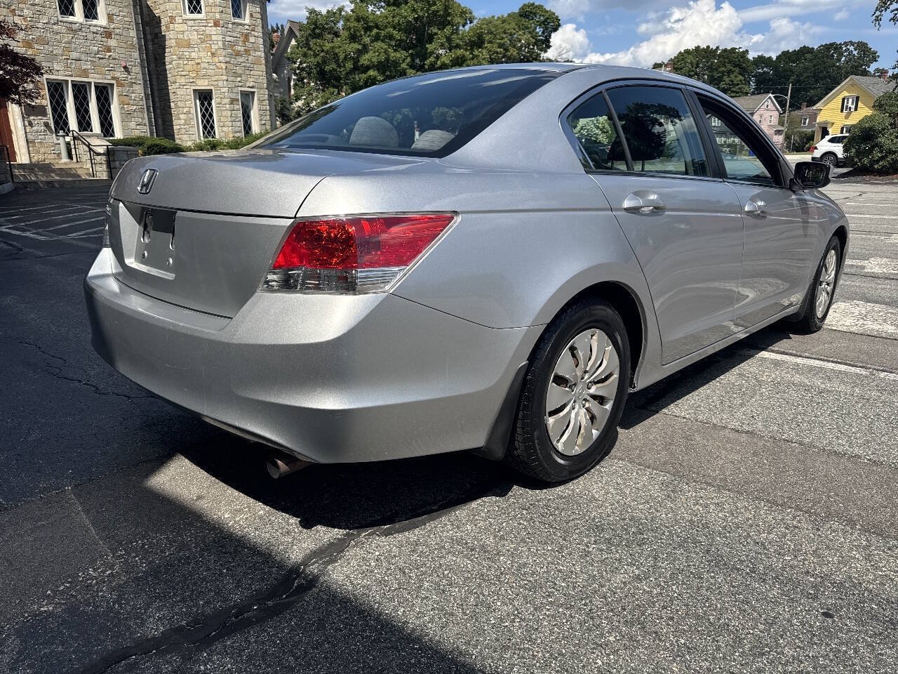 Used 2010 Honda Accord LX image 4