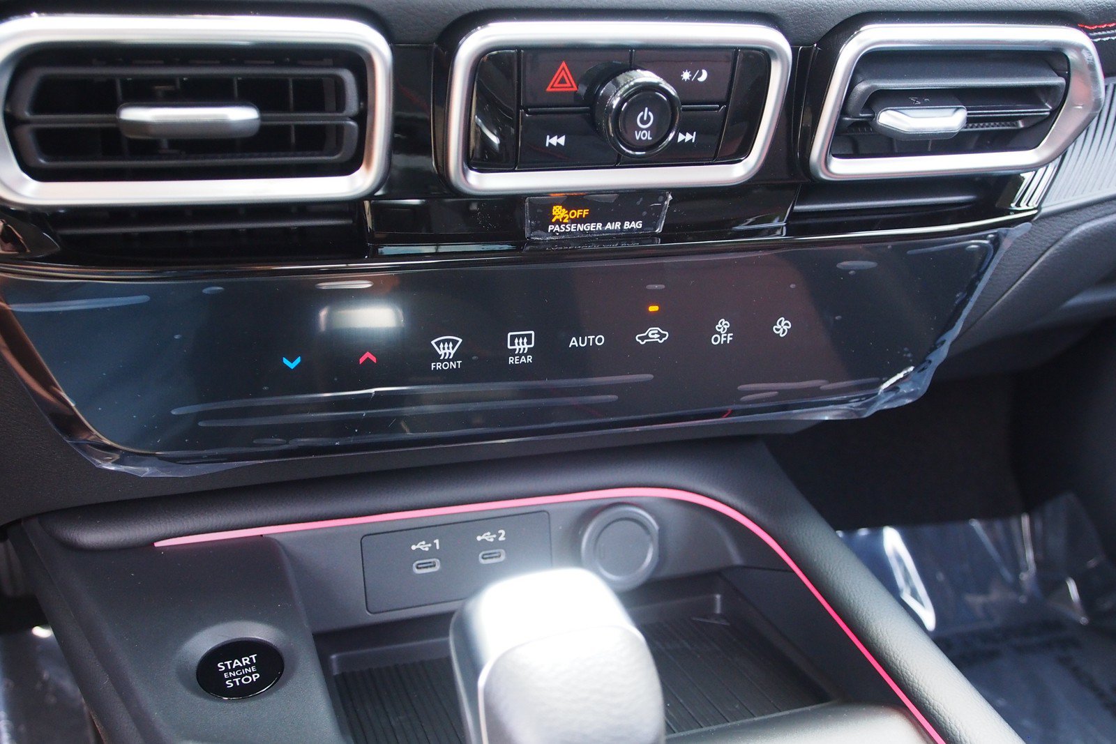 New 2026 Nissan Sentra SR w/ Floor Mat Package FWD image 24