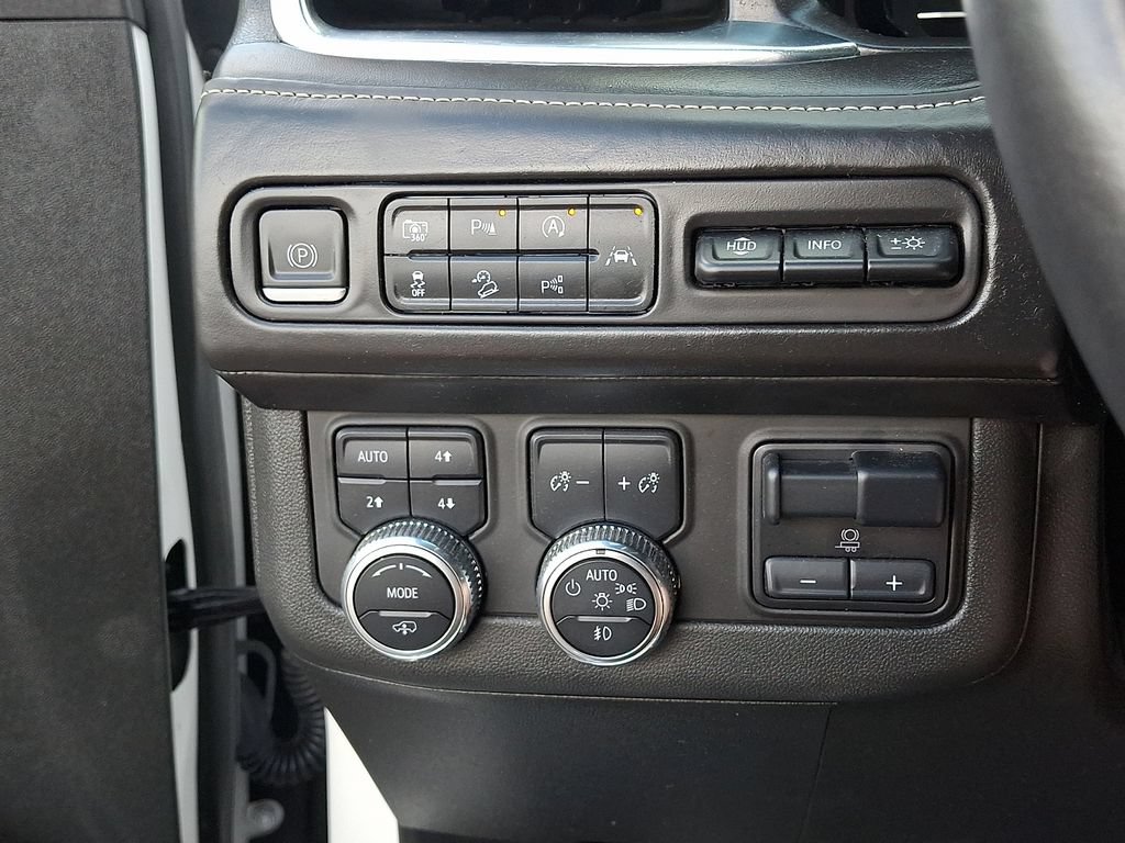 Certified 2023 GMC Yukon XL Denali Ultimate AWD/4WD image 27