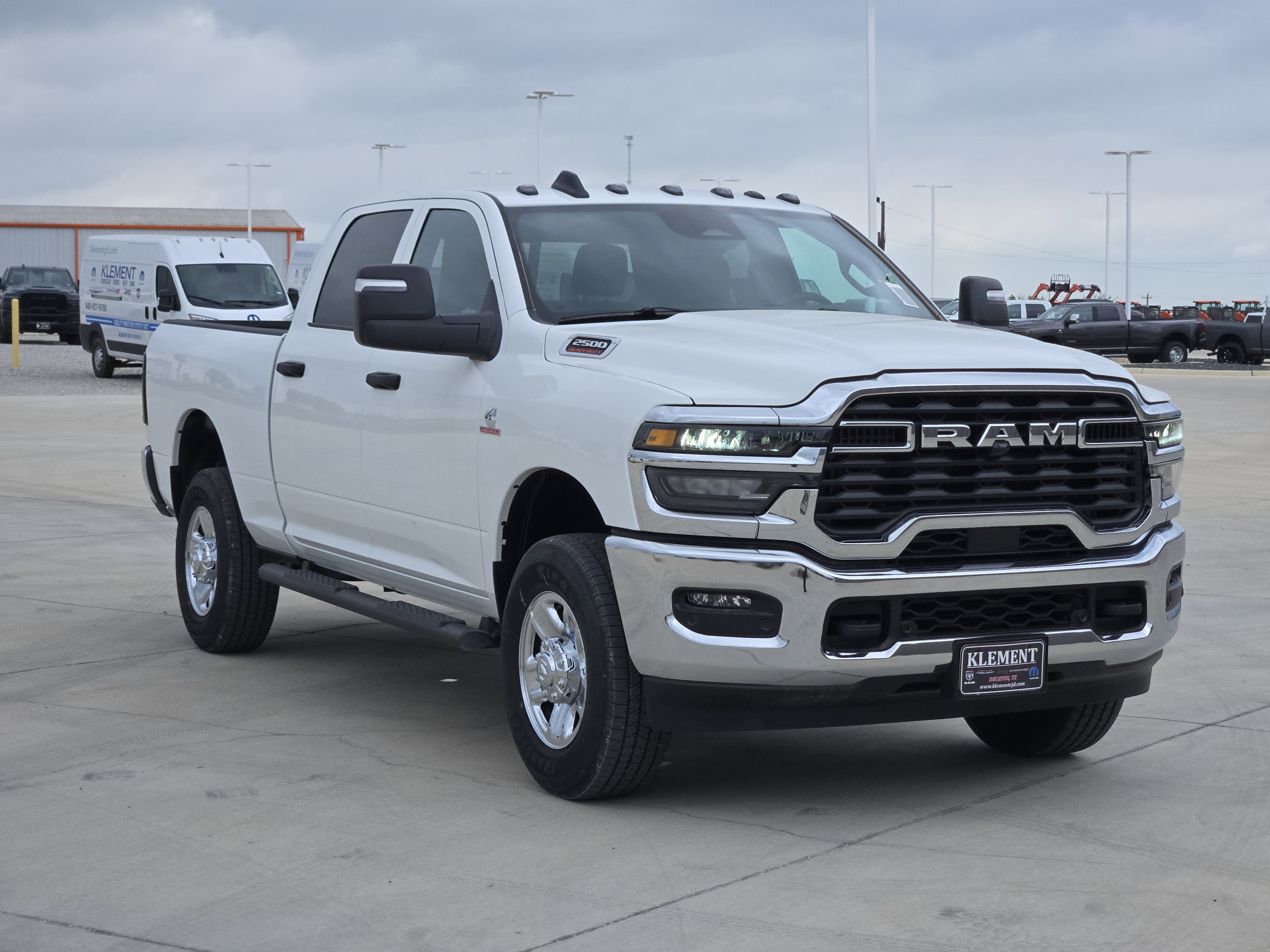 New 2026 RAM 2500 Tradesman AWD/4WD image 3