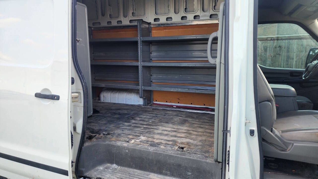 Used 2020 Nissan NV 2500 SV image 10