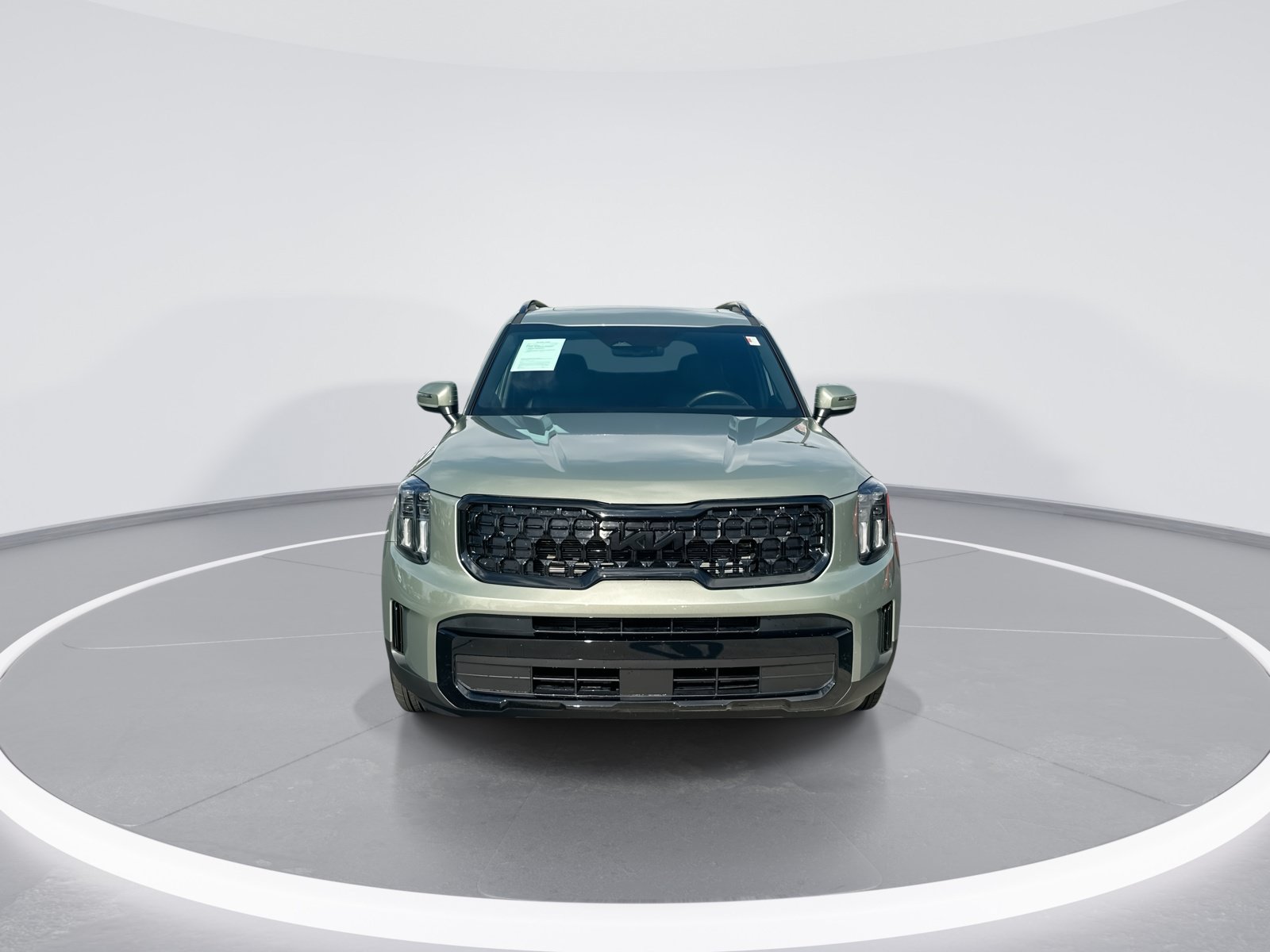Used 2025 Kia Telluride EX X-Line AWD/4WD image 3