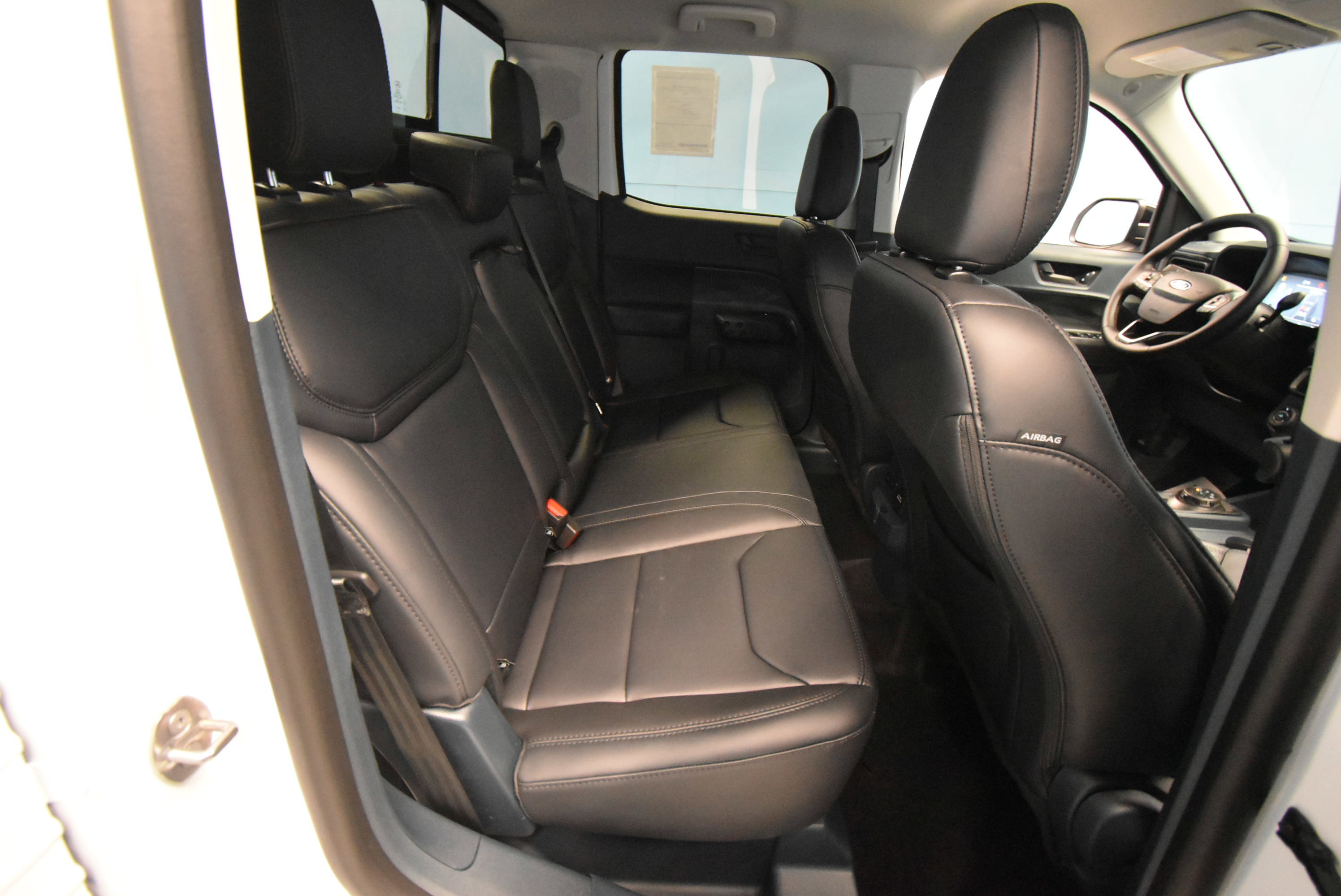 New 2026 Ford Maverick Lariat w/ Black Appearance Package AWD/4WD image 21