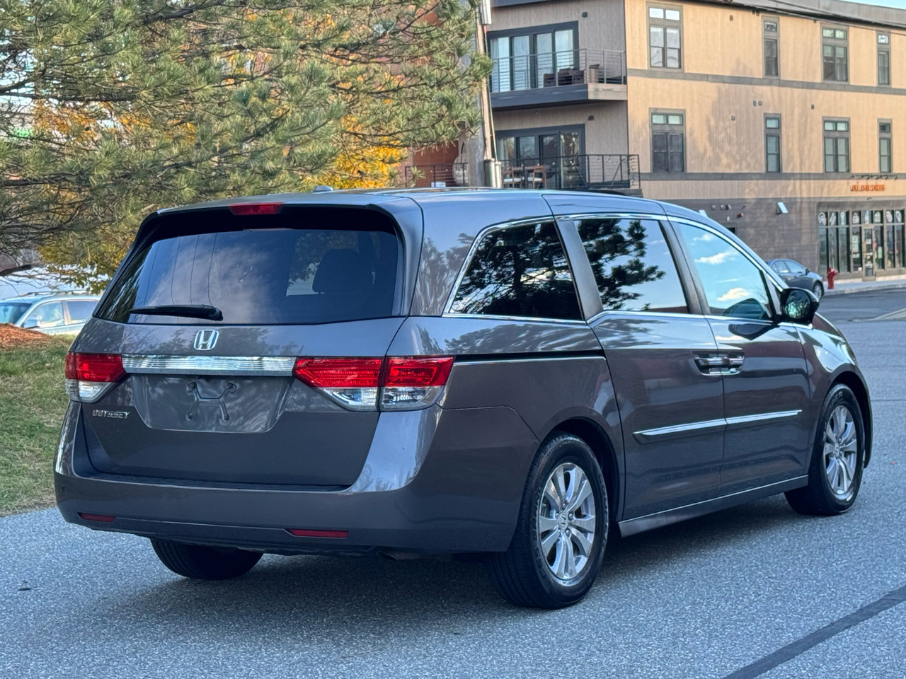 Used 2015 Honda Odyssey EX-L image 6