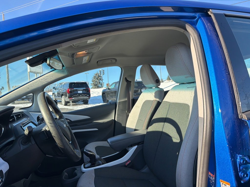 Used 2017 Chevrolet Bolt LT image 9