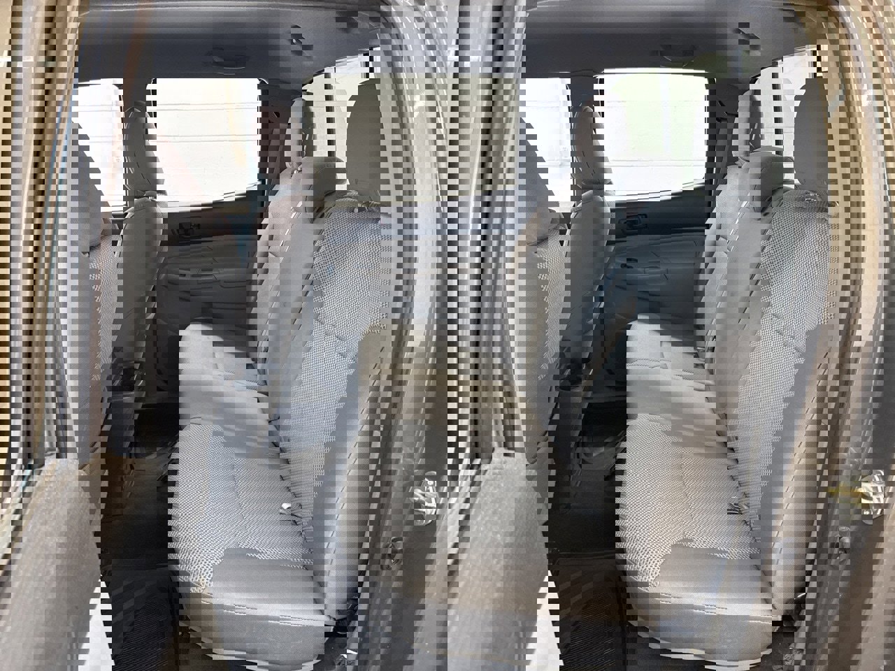 Used 2015 Toyota Tacoma 4x4 Double Cab image 37