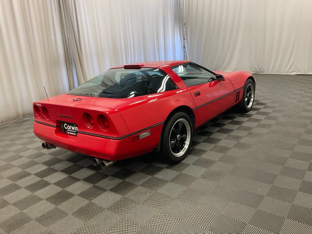 Used 1989 Chevrolet Corvette Coupe RWD image 3