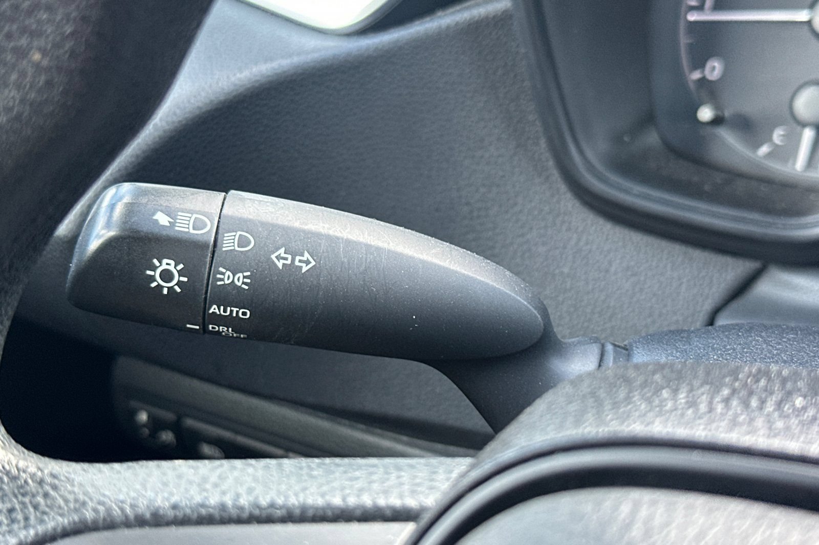 Used 2024 Toyota Corolla LE FWD image 34
