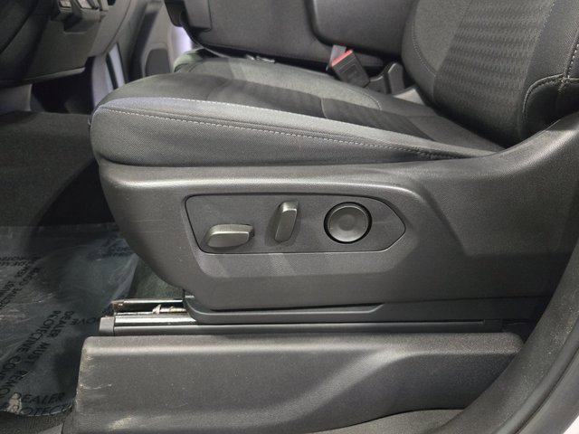 Used 2024 Chevrolet Silverado 2500 Custom w/ Custom Convenience Package image 26