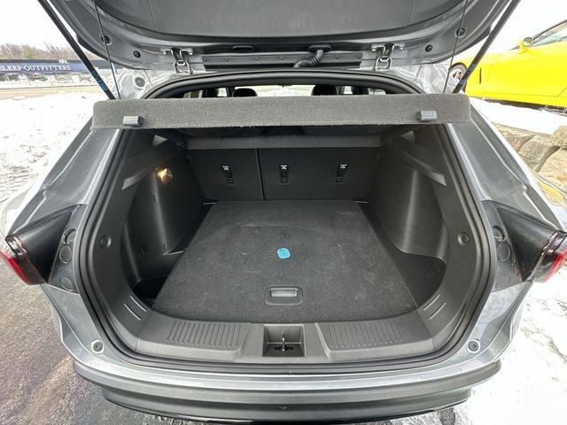 Used 2025 Chevrolet Trax RS w/ Sunroof Package image 23