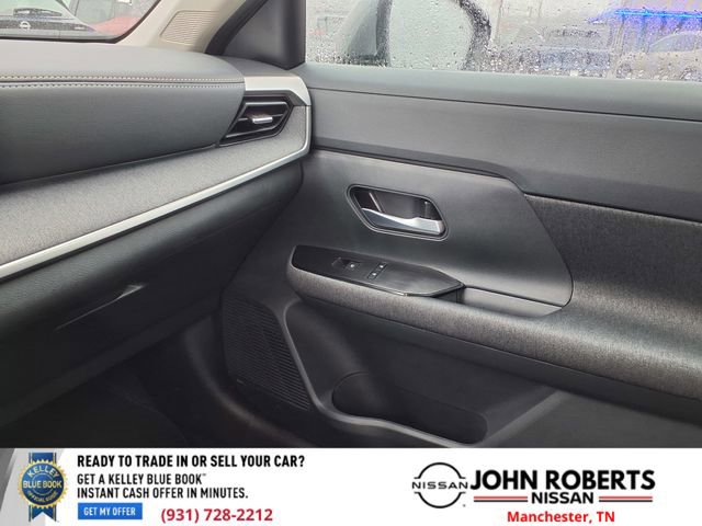 Certified 2025 Nissan Kicks SV image 8