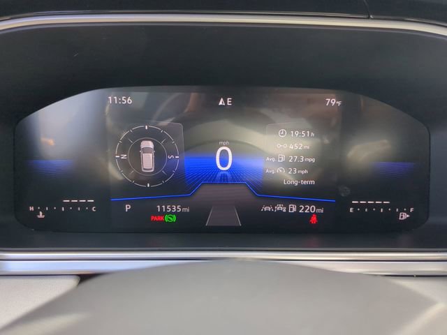 Certified 2025 Volkswagen Taos SE w/ Black Wheel Package image 30