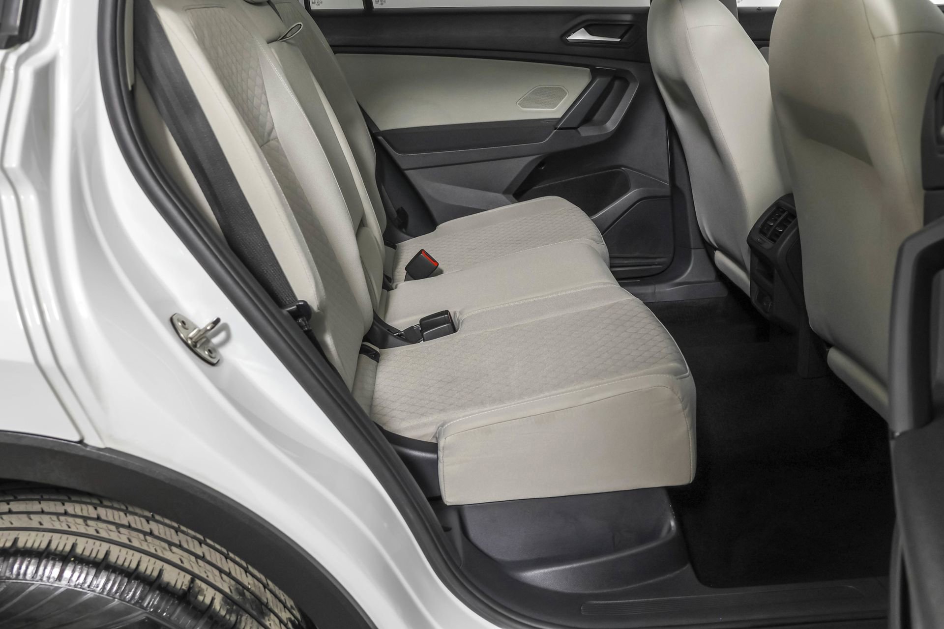 Used 2019 Volkswagen Tiguan S w/ Driver Assistance Package image 39