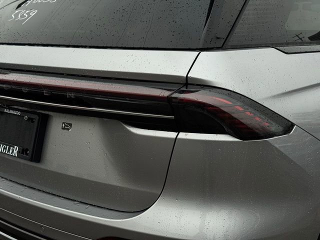 New 2026 Lincoln Nautilus Reserve w/ Jet Appearance Package image 8