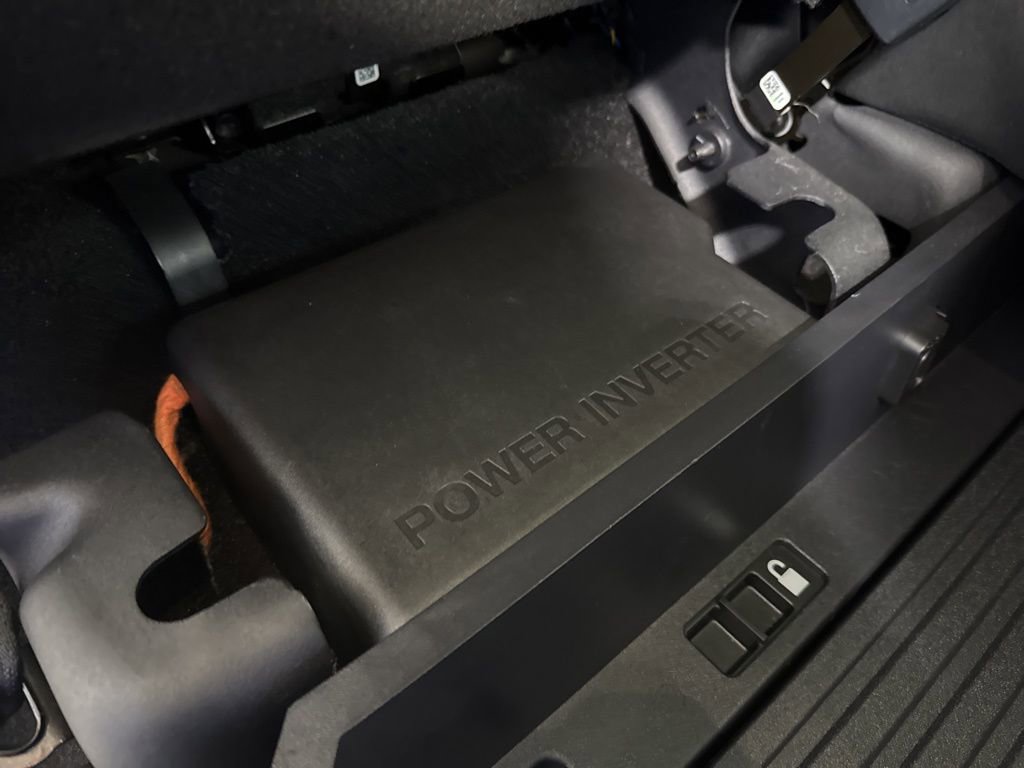 Used 2022 Ford F150 Raptor w/ Raptor 37 Performance Package image 18