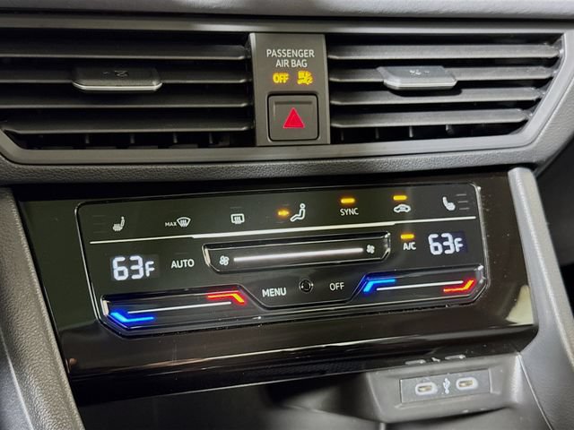New 2026 Volkswagen Jetta SE FWD image 9