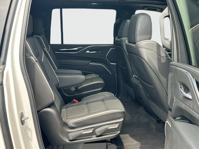 Certified 2024 Cadillac Escalade ESV Sport w/ LPO, ONYX Package AWD/4WD image 21