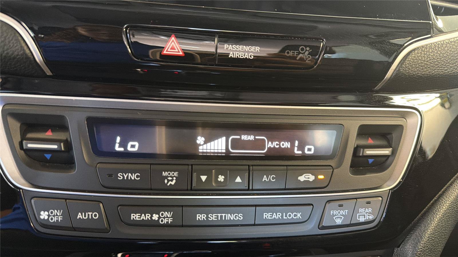 Used 2022 Honda Pilot Touring image 18