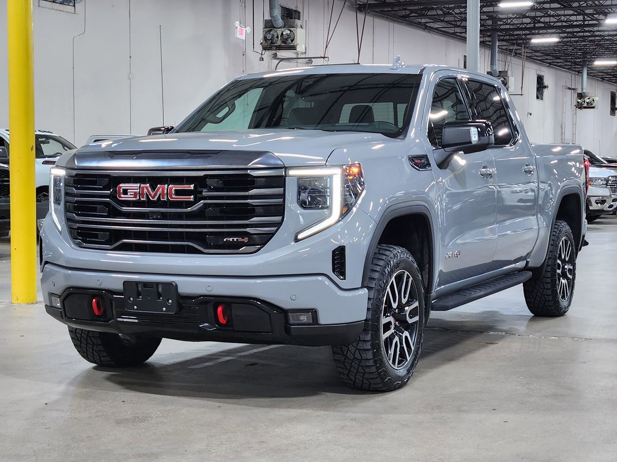 Used 2024 GMC Sierra 1500 AT4 w/ Technology Package image 4