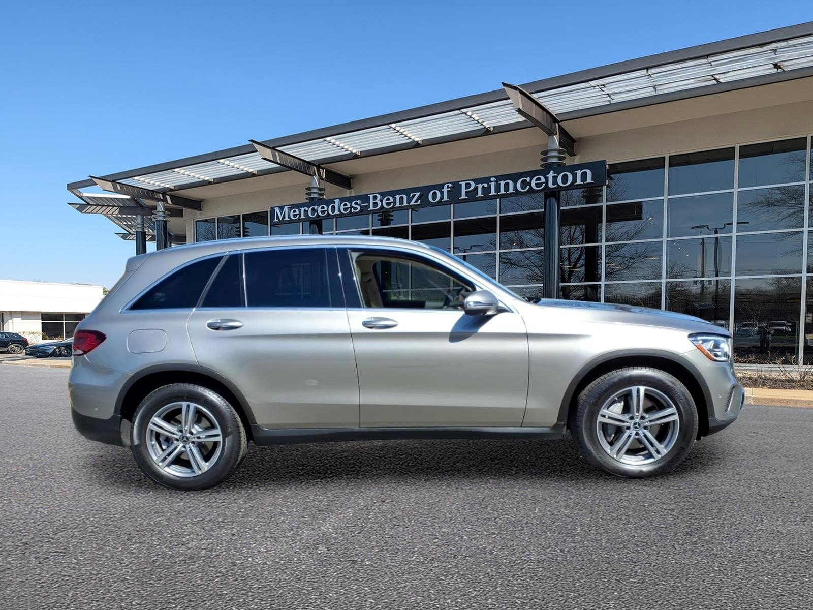 Used 2021 Mercedes-Benz GLC 300 4MATIC video 2