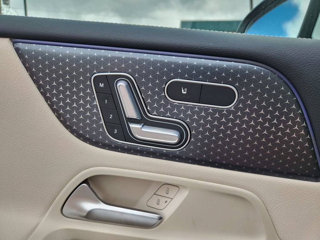 New 2026 Mercedes-Benz GLB 250 4MATIC image 20