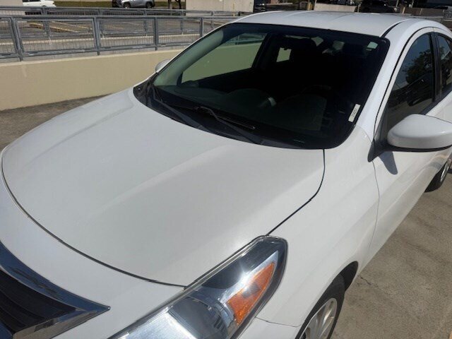 Used 2019 Nissan Versa SV FWD image 2