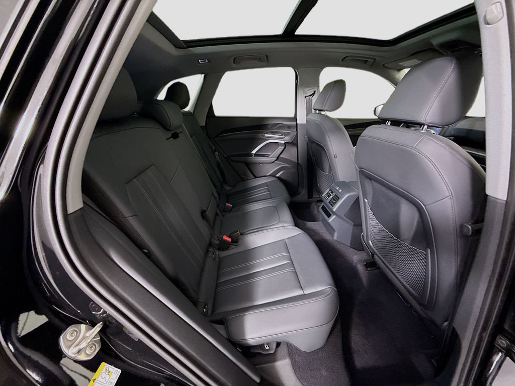 Used 2026 Audi Q5 Premium w/ Convenience Package AWD/4WD image 23