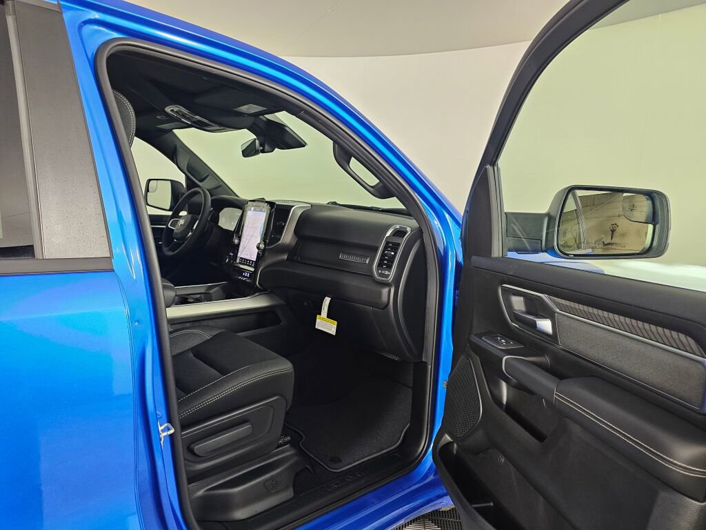 New 2026 RAM 1500 Big Horn AWD/4WD image 36