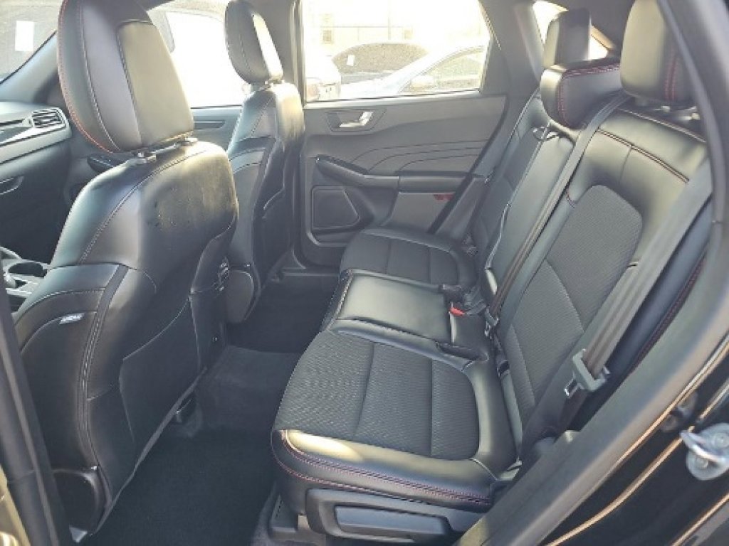 Used 2023 Ford Escape ST-Line w/ Tech Pack #1 image 16