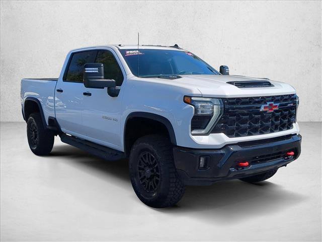 Used 2024 Chevrolet Silverado 2500 ZR2 w/ Technology Package video 3