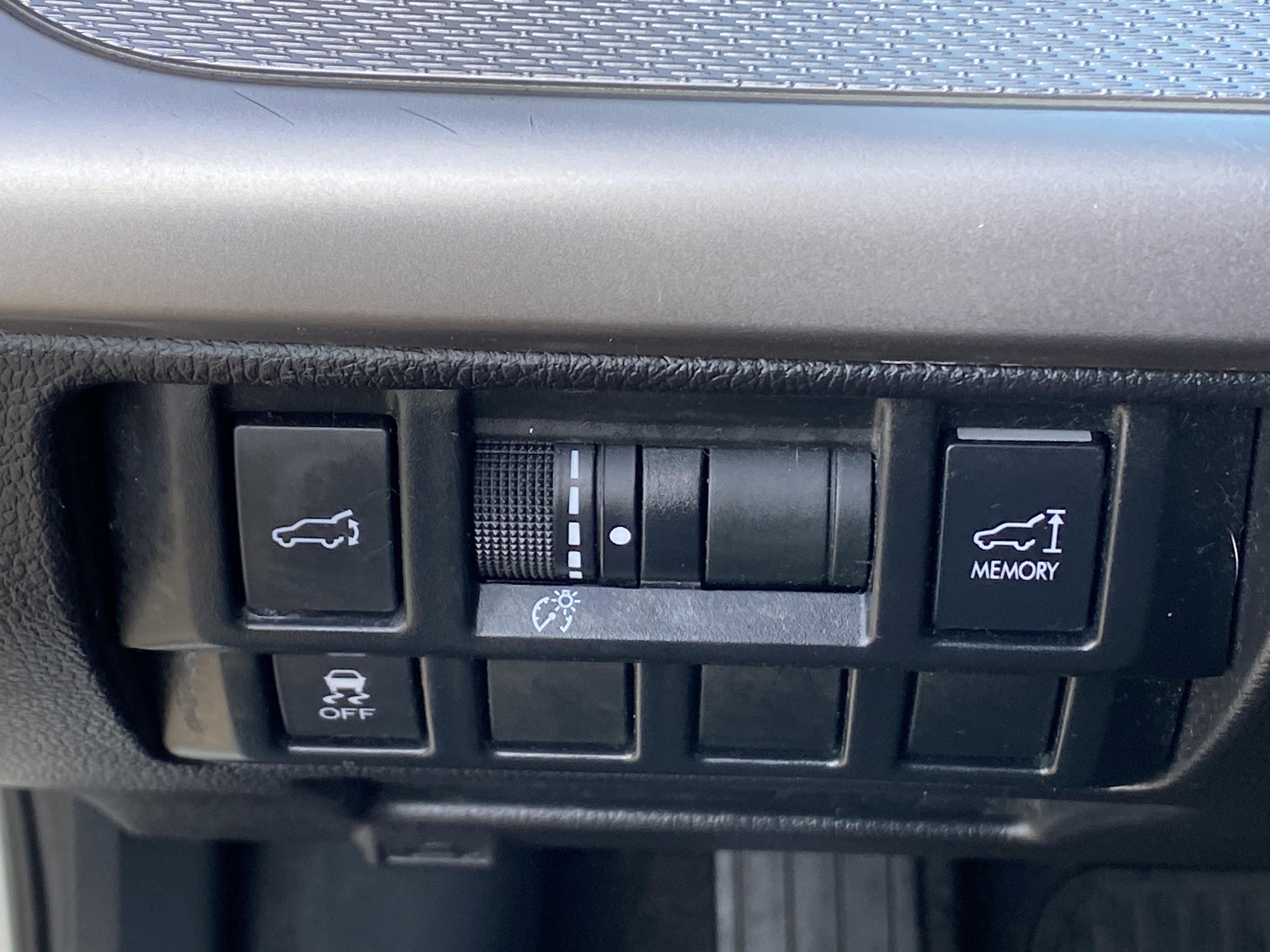 Used 2016 Subaru Outback 2.5i Premium image 14