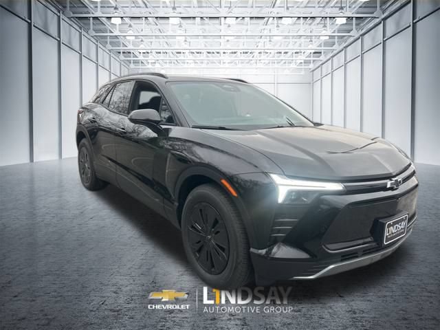 New 2026 Chevrolet Blazer EV LT w/ Midnight/Sport Edition FWD image 3