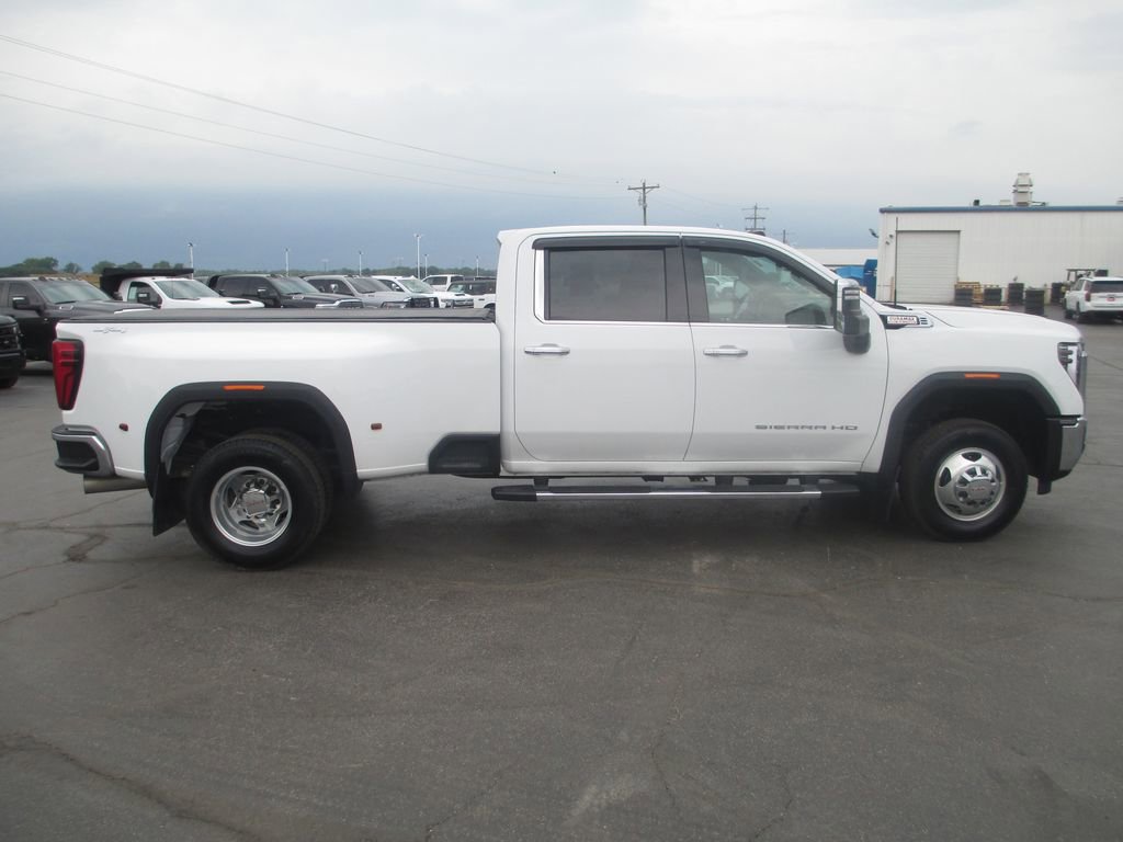 Used 2024 GMC Sierra 3500 SLT w/ SLT Convenience Package AWD/4WD image 5