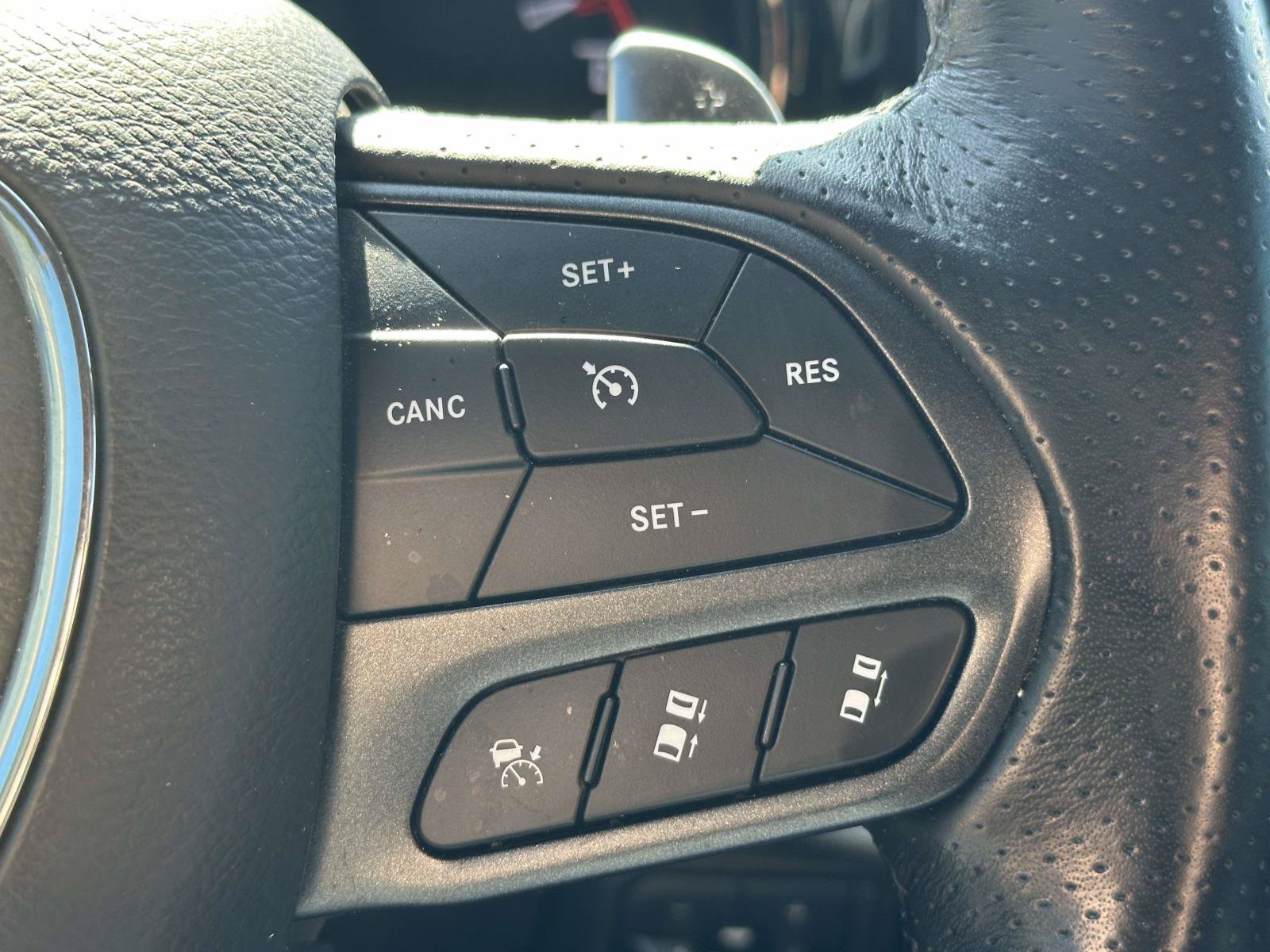 Used 2023 Dodge Durango GT AWD/4WD image 28
