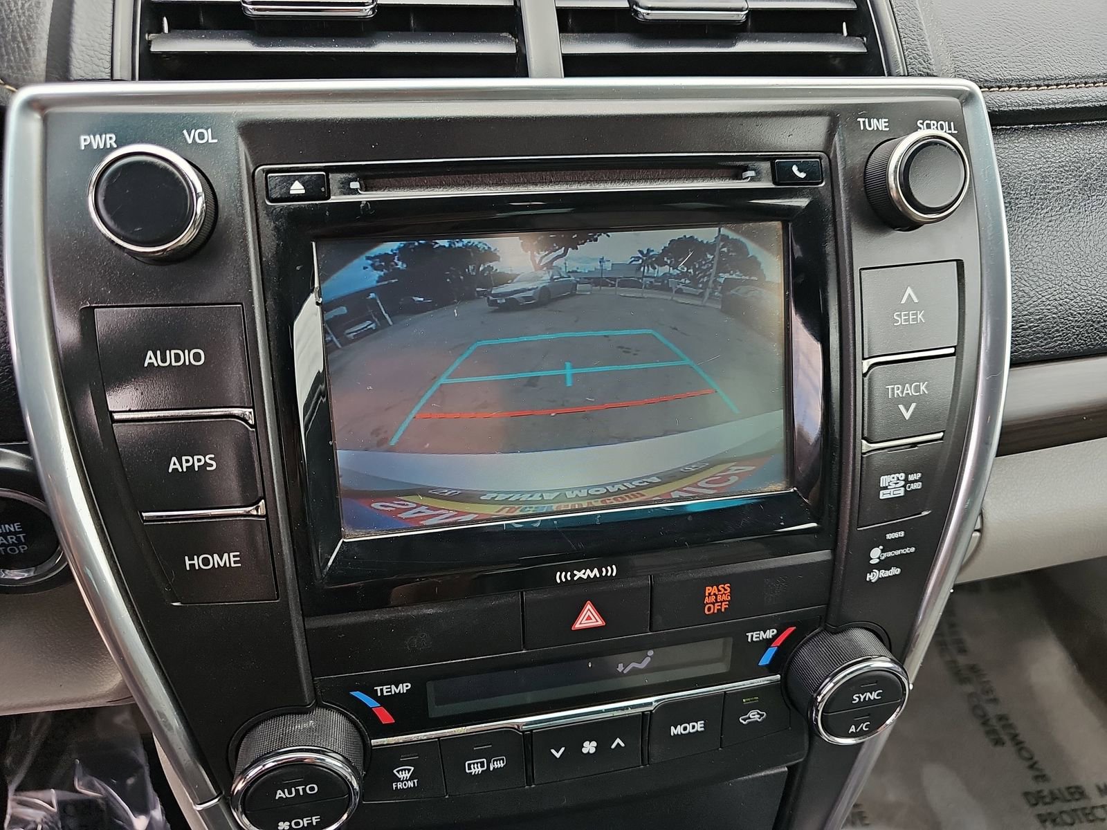 Used 2016 Toyota Camry XLE w/ Convenience Package FWD image 21