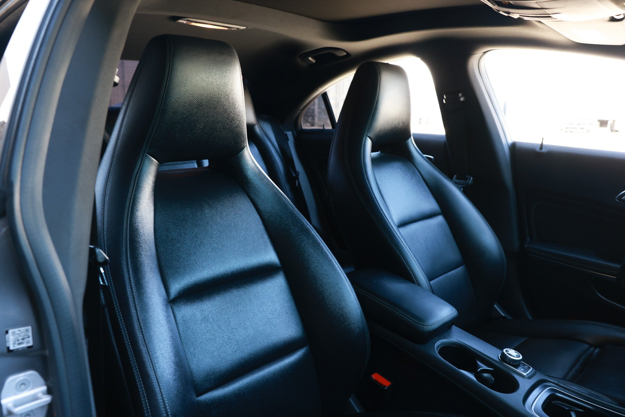 Used 2018 Mercedes-Benz CLA 250 w/ AMG Line Exterior image 21