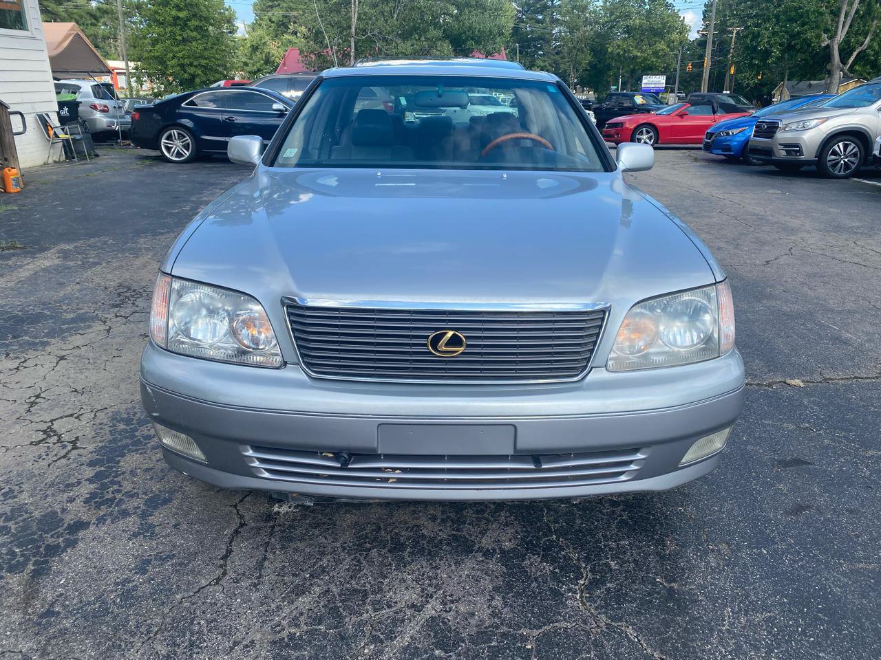 Used 1999 Lexus LS 400 RWD image 2