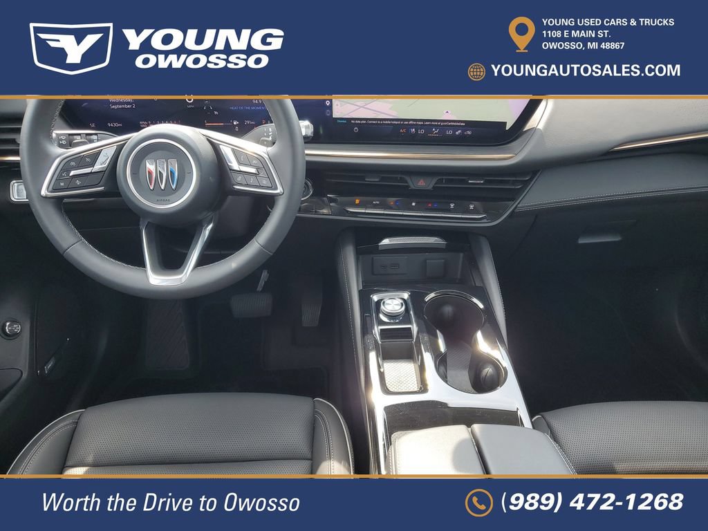 Used 2025 Buick Envision Avenir AWD/4WD image 26