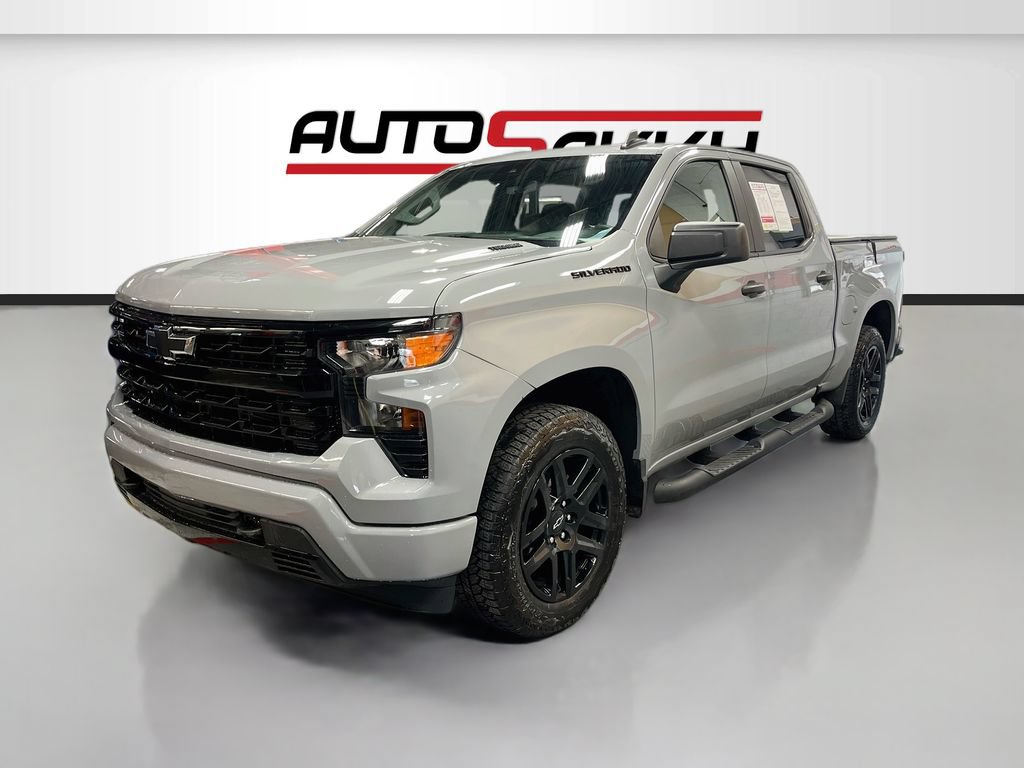 Used 2025 Chevrolet Silverado 1500 Custom w/ Turbomax Blackout Package AWD/4WD image 3