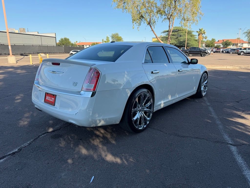 Used 2013 Chrysler 300 C image 9